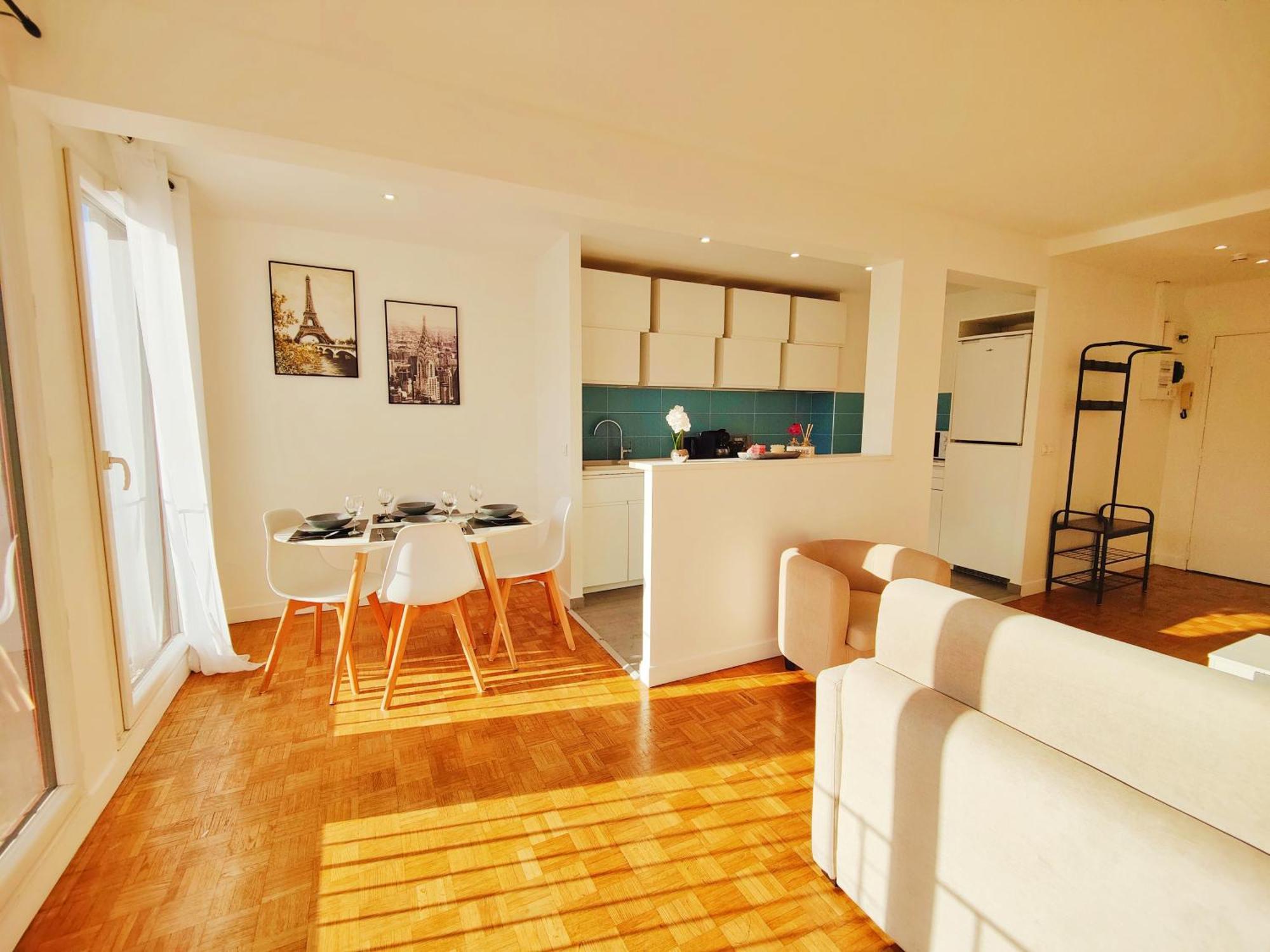 Appartement Metro A 2 Minutes Paris Centre Le Marais à Romainville Extérieur photo