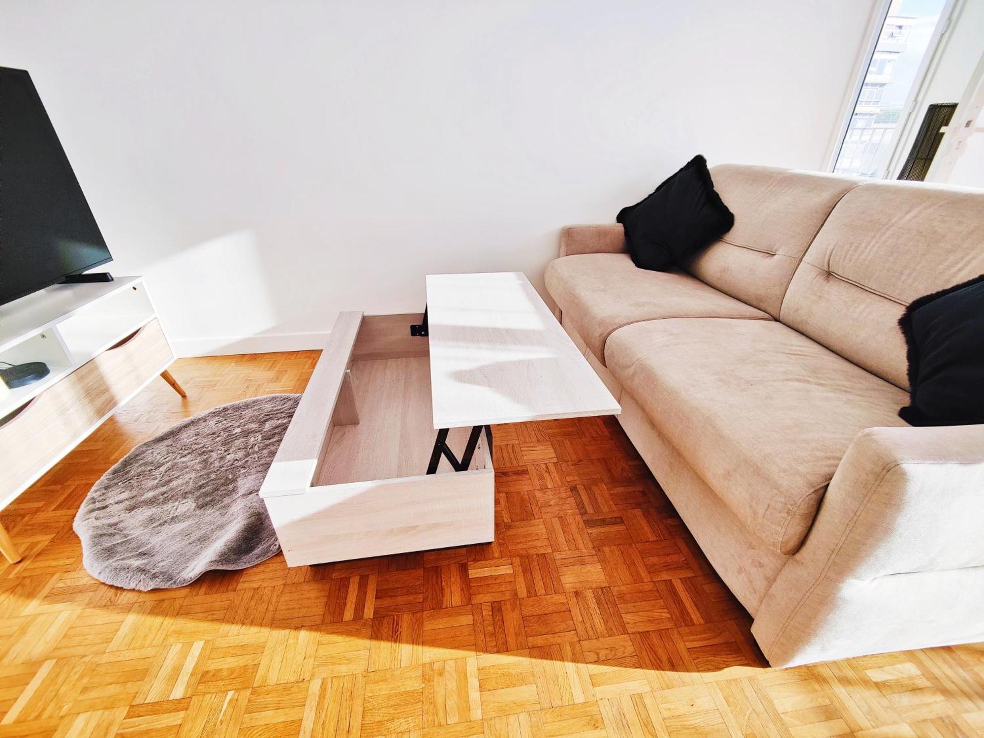 Appartement Metro A 2 Minutes Paris Centre Le Marais à Romainville Extérieur photo